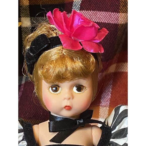 VTG Madame Alexander 8” Doll 11557 Wendy as Moulin Rouge Cancan Dancer France - Picture 2 of 6